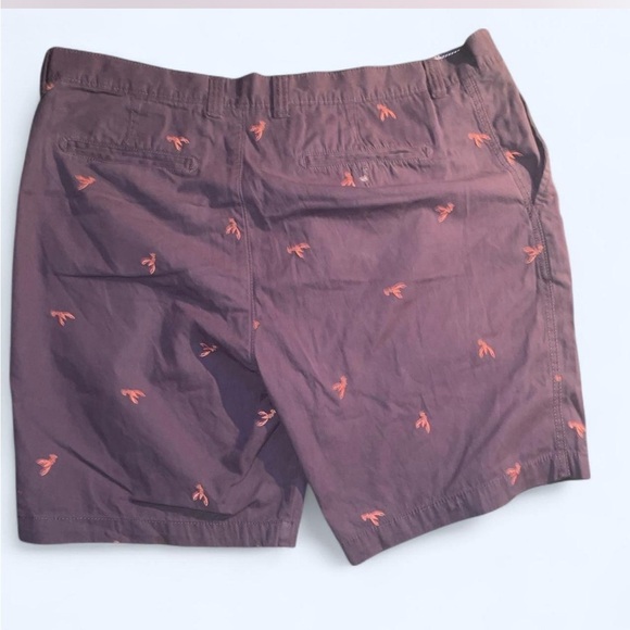 Navy  Shorts with Lobster 🦞 Pattern - Picture 2 of 4